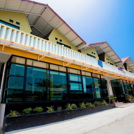 Harmony Bed & Bakery Bed & Breakfast Koh Lipe Dış mekan fotoğraf